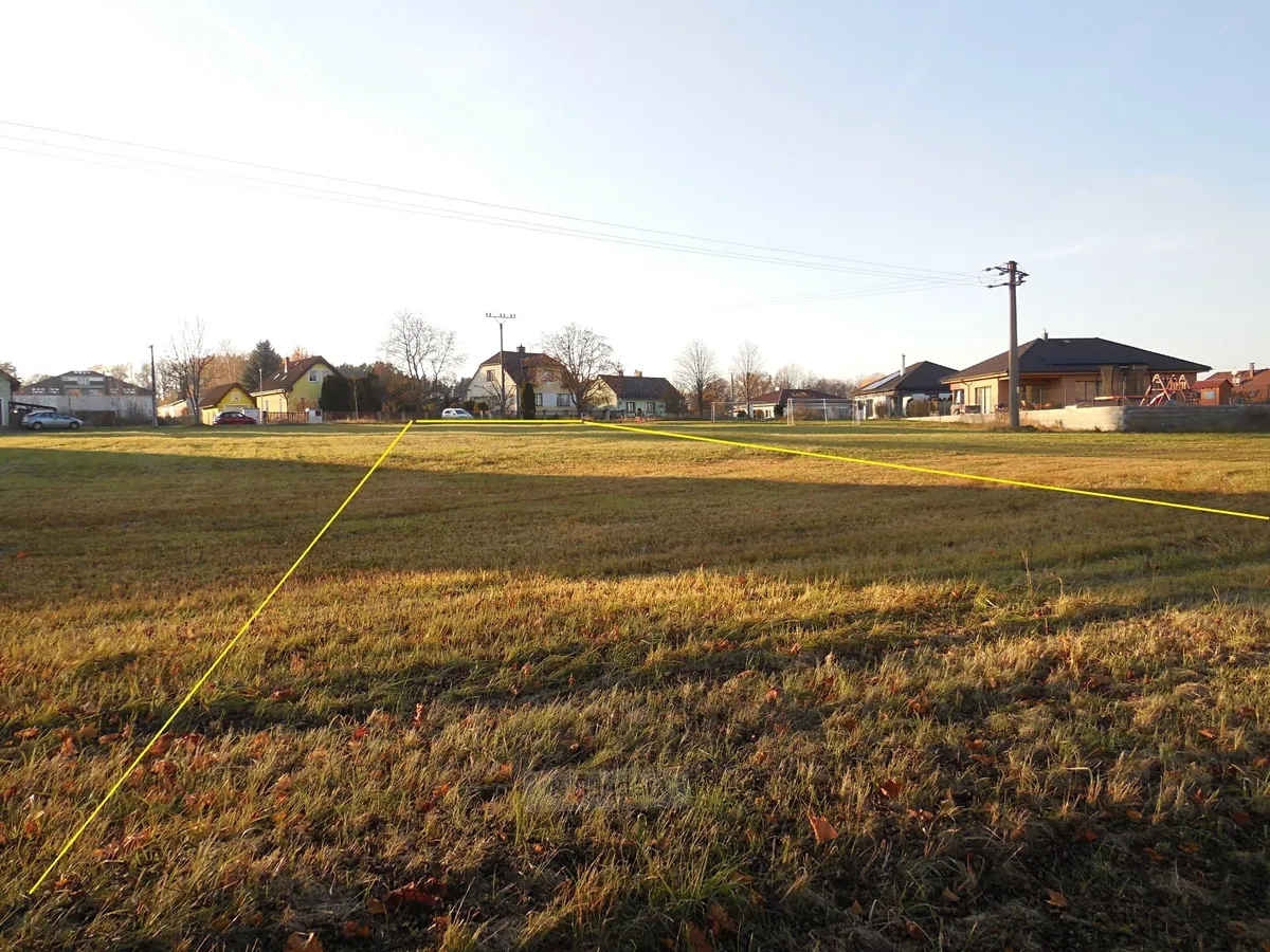 Prodej stavebního pozemku 2377 m²